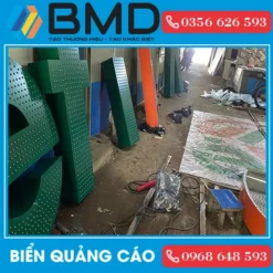 Biển LED ruồi chữ khổ lớn ngoài trời